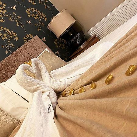 Tredegar Arms Hotel Ngoại thất bức ảnh